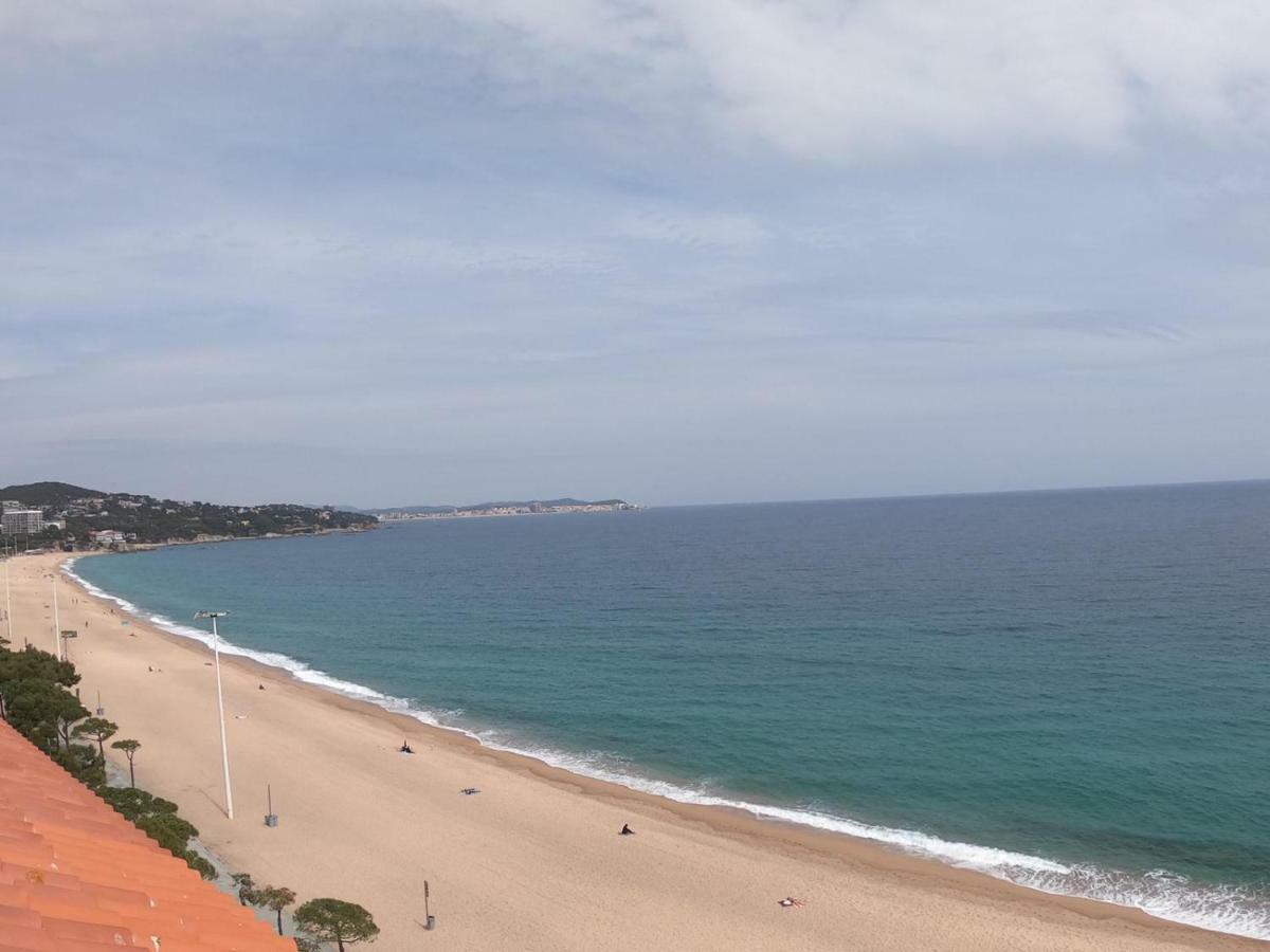 Apartamento A Primera Linea De Mar En Platja D'Aro Exterior photo